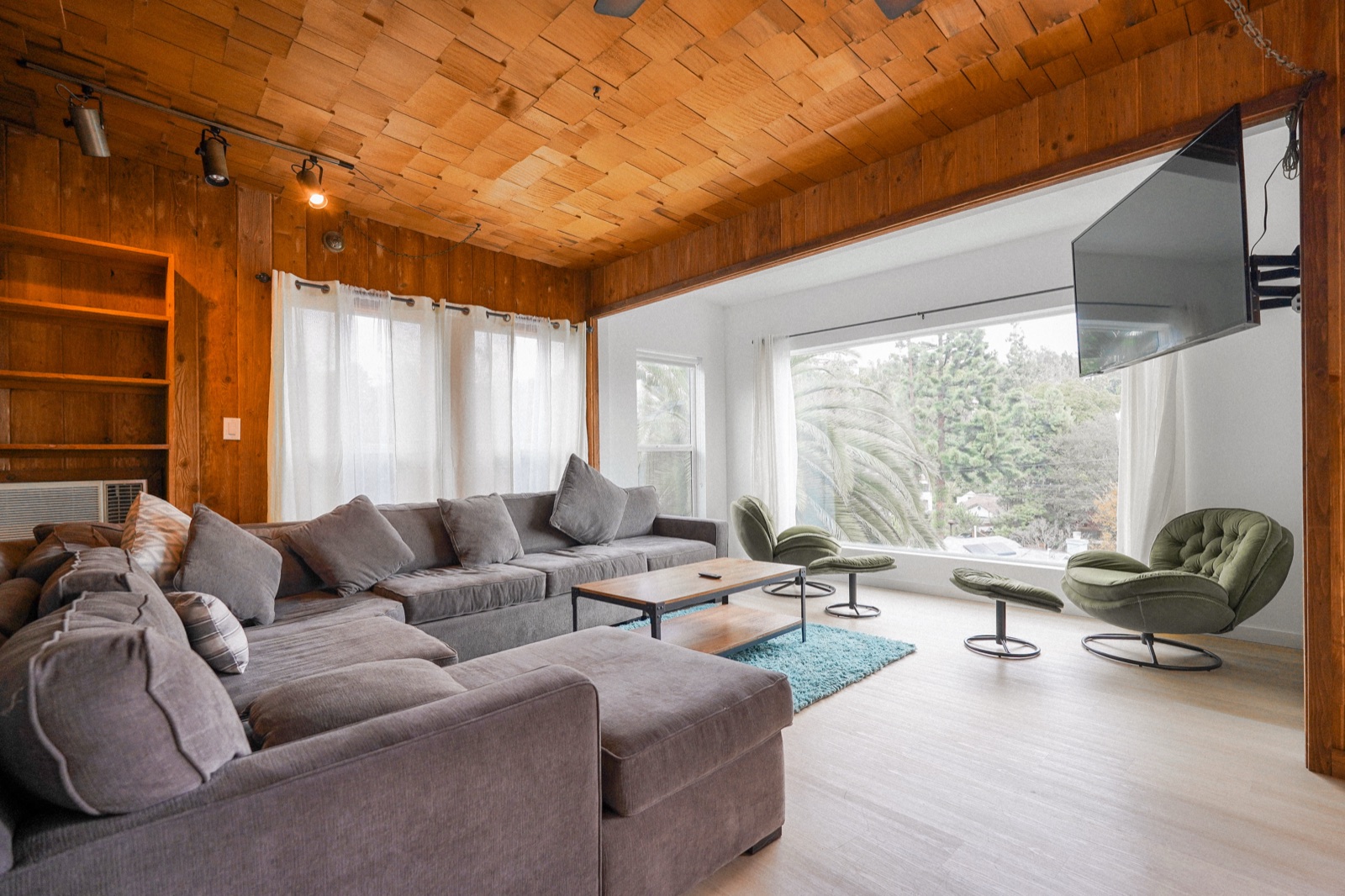 Canyon House living room