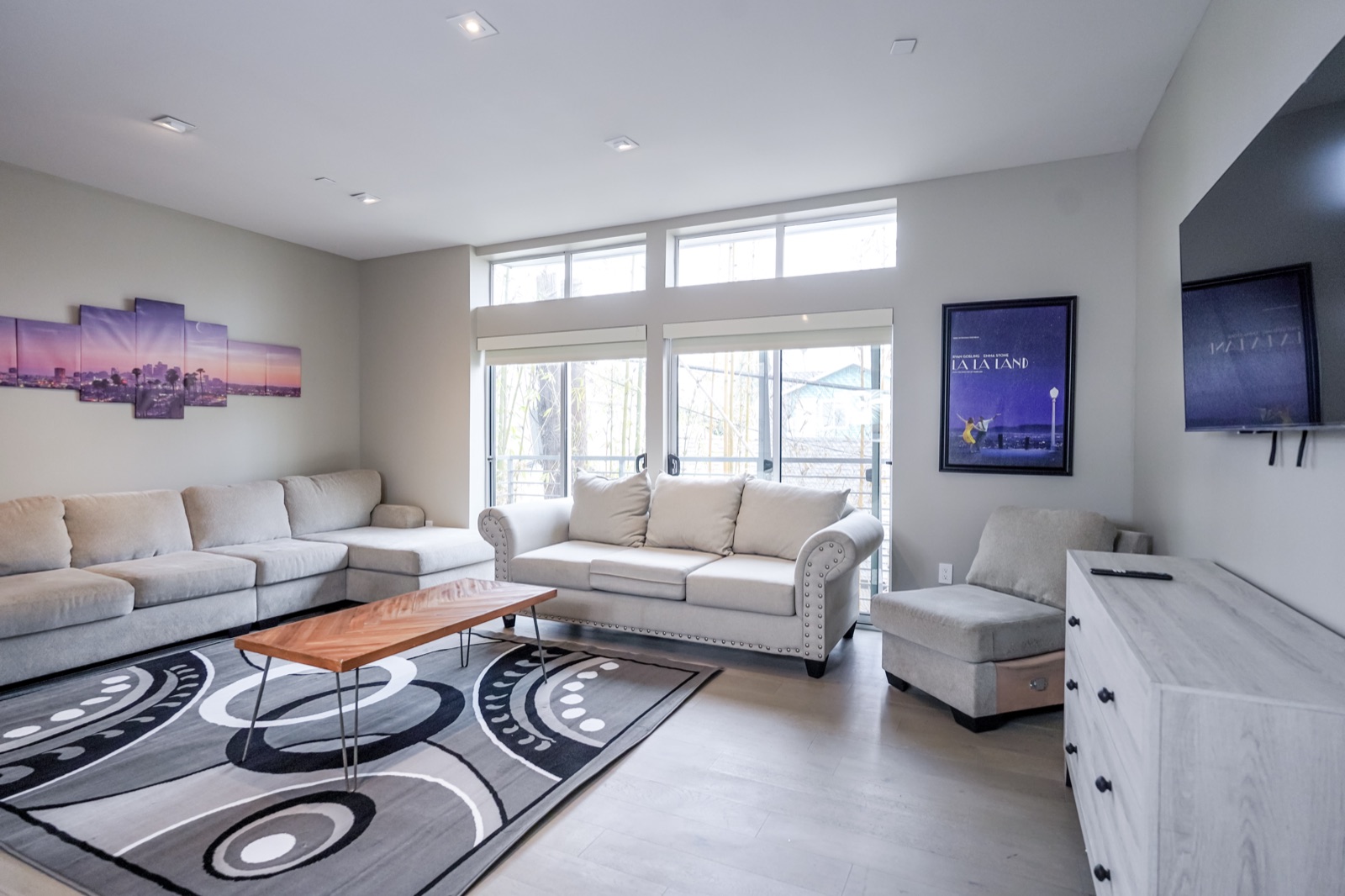 Hillside Hideaway interior